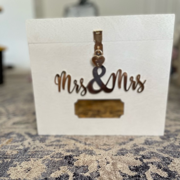 PERSONALIZED WEDDING THANK YOU BOX - Picture 9 of 10